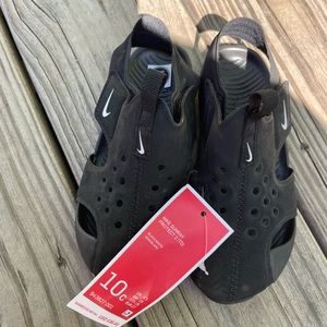 Nike toddler Sandles brand new